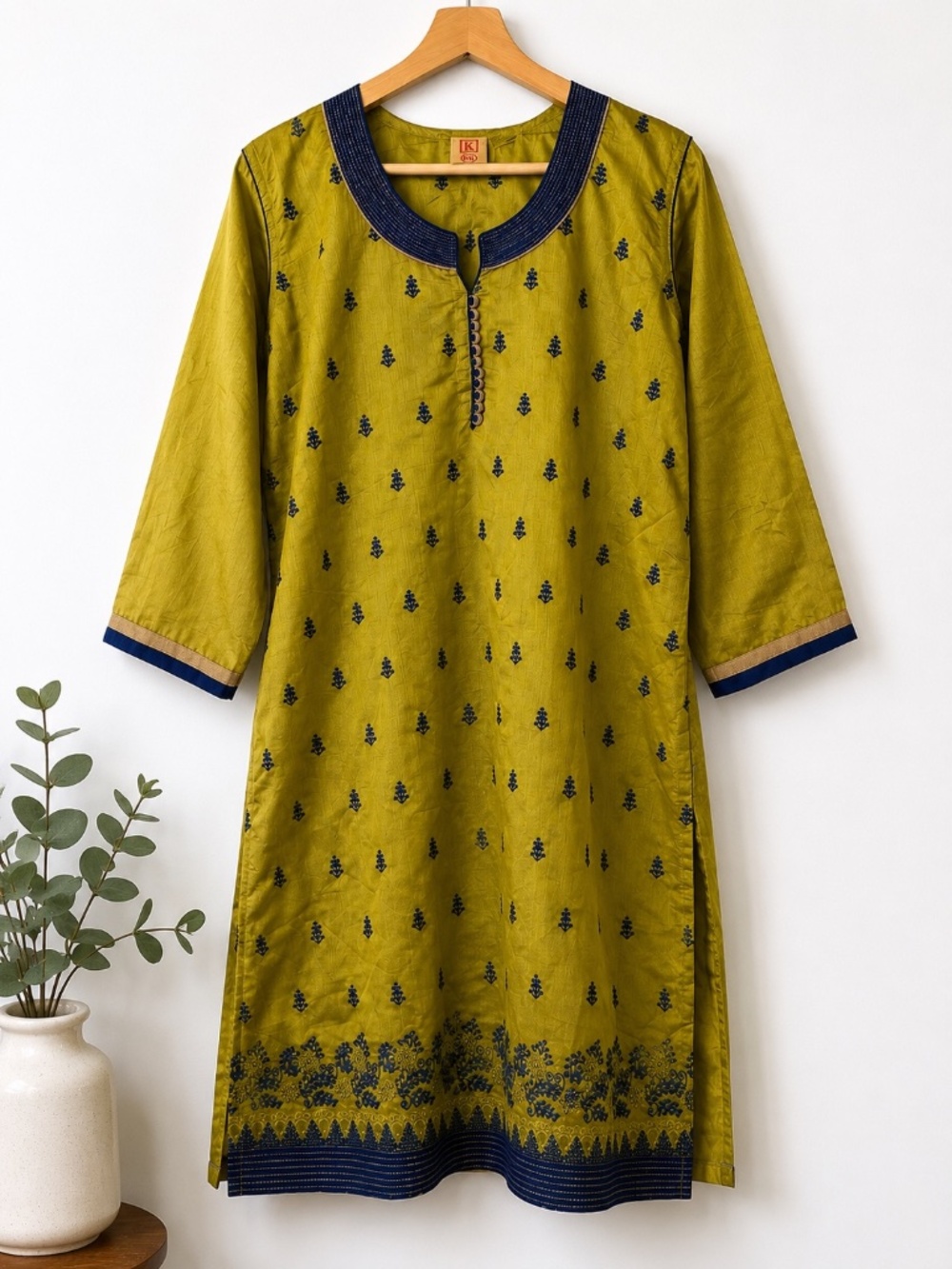 Indian Chartreuse Embroidered Kurta Tunic XXL Ethnic Made in India (US large?)